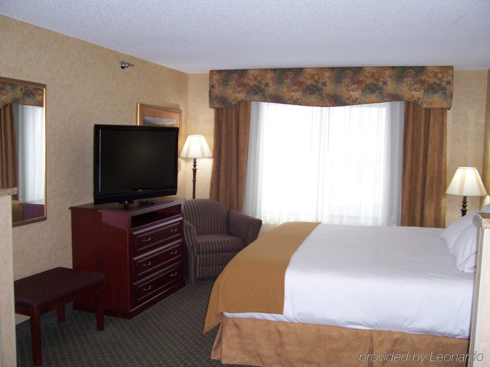 Holiday Inn Express Hotel & Suites Bismarck By Ihg Cameră foto